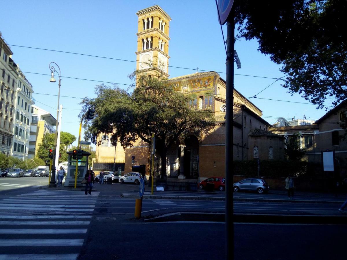 The Queen'S Coffer Roma Exterior foto